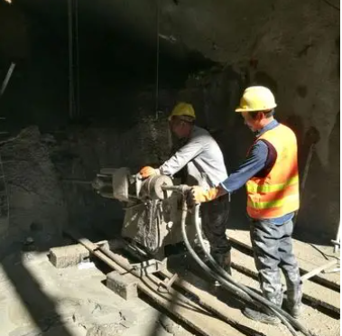 曲江水下抗分散灌浆料特点 水下不分散注浆料介绍